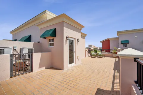 $575,000 | 1033 Northeast 17th Way, Unit 1201, Fort Lauderdale, FL 33304