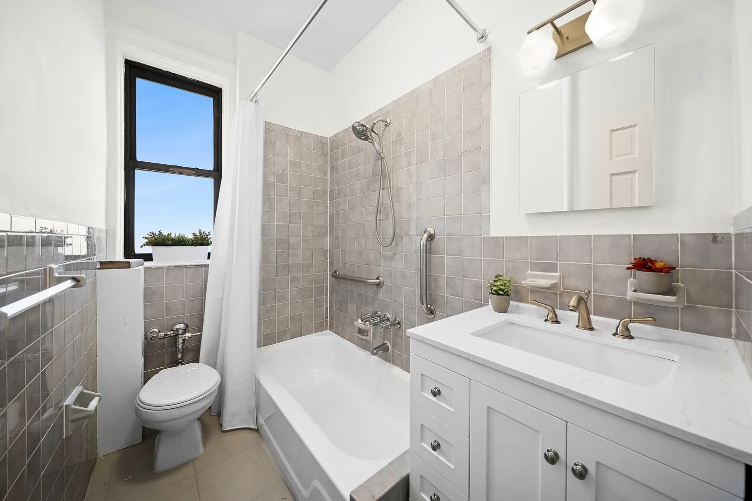 $325,000 | 7401 4th Avenue, Unit F8 | Bay Ridge