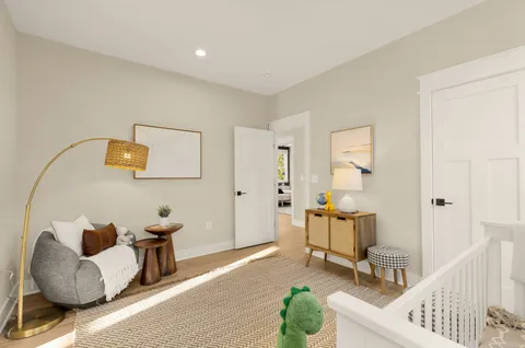 Contact Agent | Longview Drive, Alexandria, VA 22314