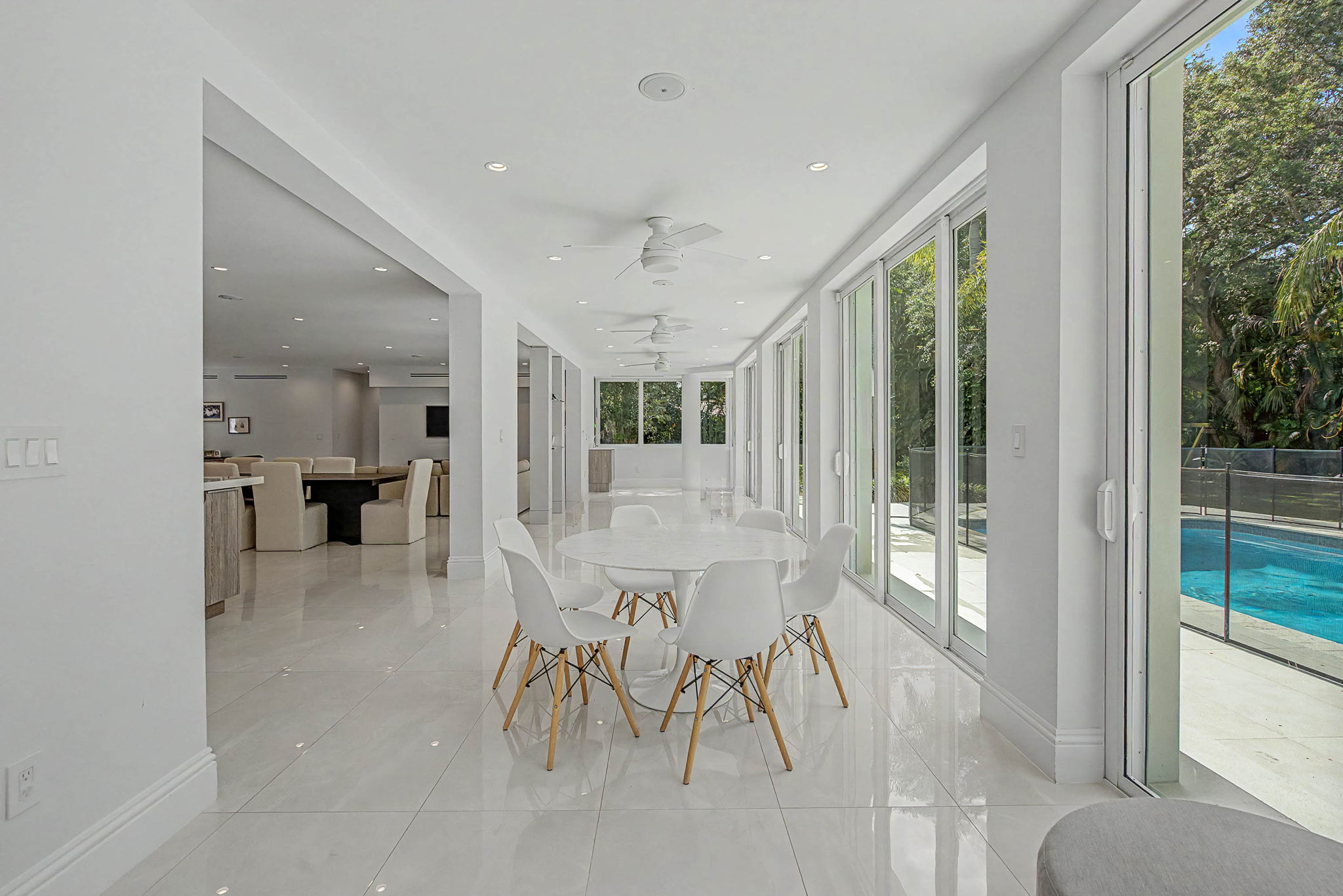 5790 Southwest 96th Street Pinecrest, FL 33156 - Photo 10 of 38