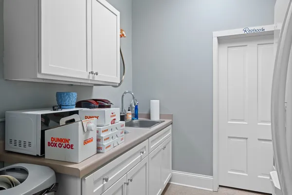 $4,500 | 226 Broad Street, Unit 2, Lake Geneva, WI 53147