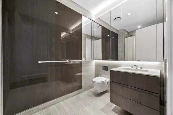 $6,999,000 | 217 West 57th Street, Unit 36D | Midtown Central