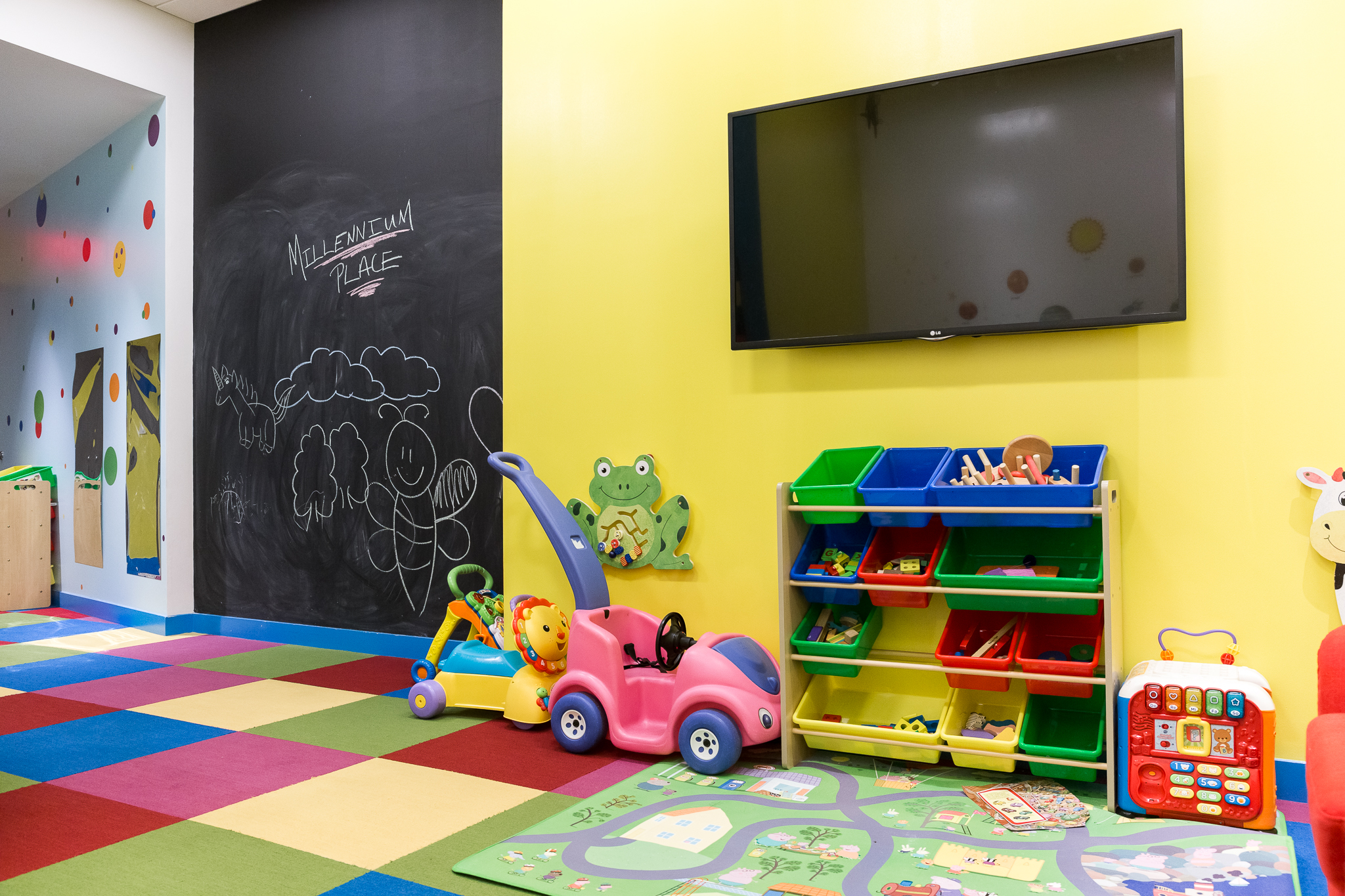 580 Washington Street, Unit 2A Boston, MA 02111 - Photo 37 of 44