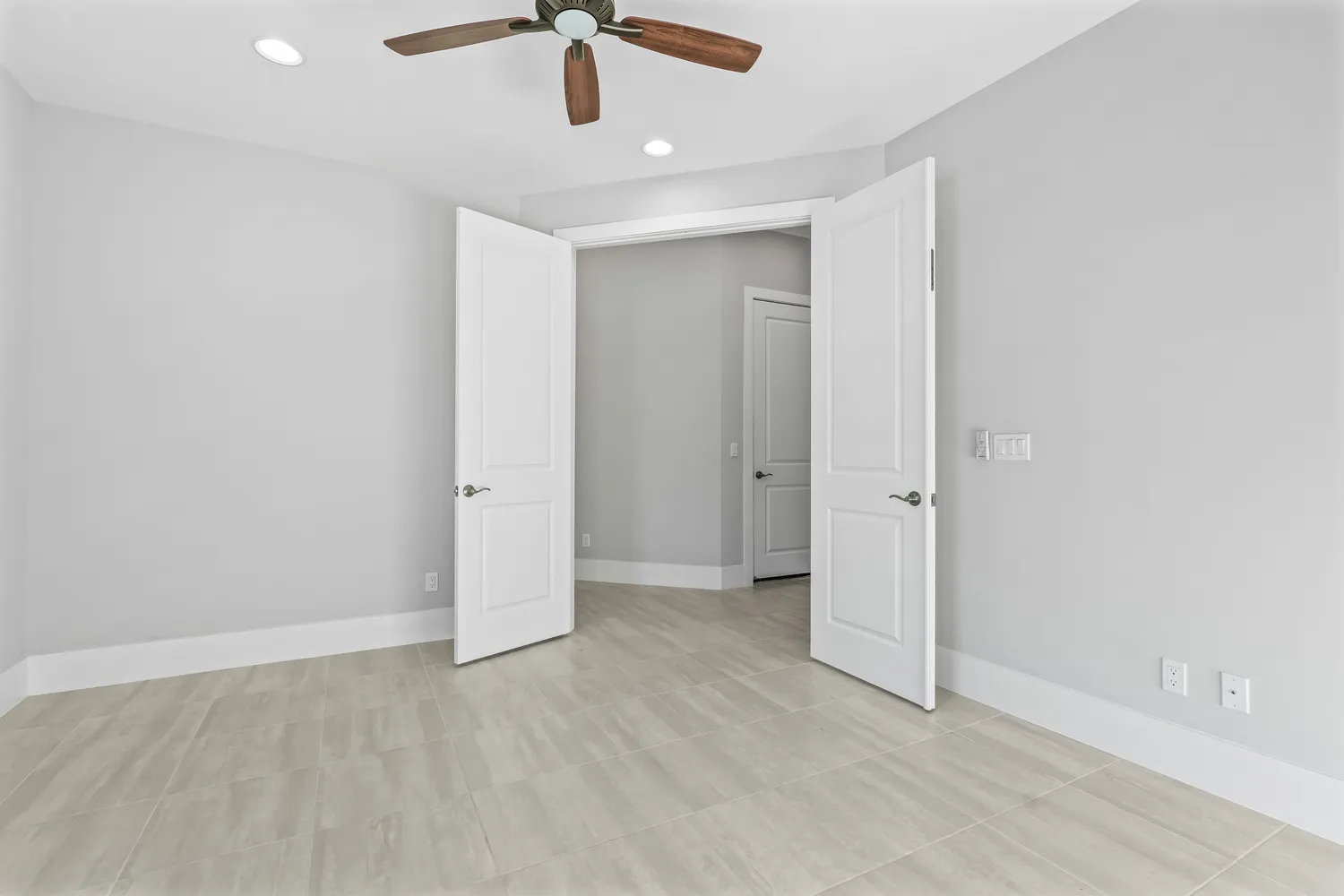 $675,000 | 2152 Falls Manor, Vero Beach, FL 32967