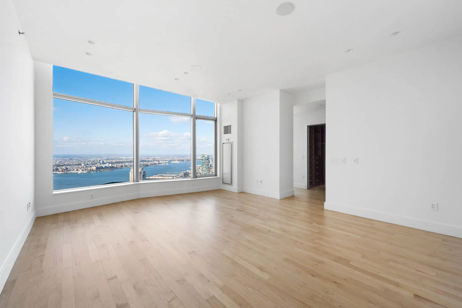 8 Spruce Street, Unit Undisclosed Manhattan, NY 10038 - Photo 4 of 16