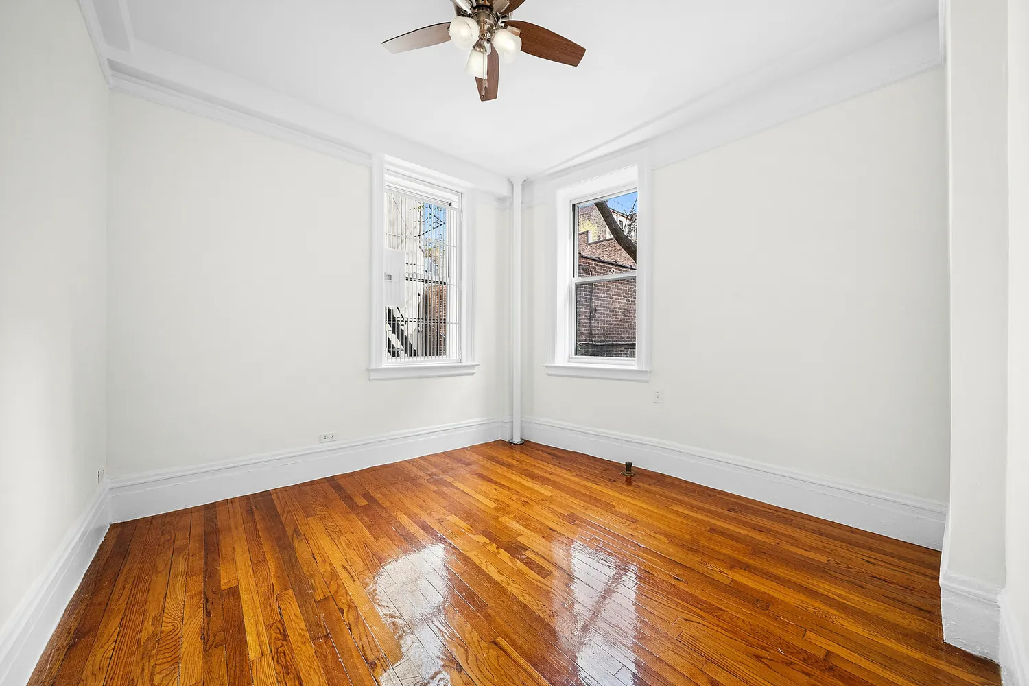 $4,750 | 123 Waverly Place, Unit 2D | Greenwich Village