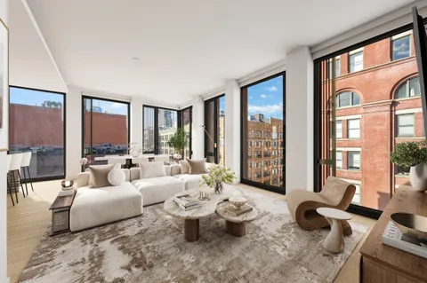 $5,550,000 | 100 Barrow Street, Unit 9A | West Village