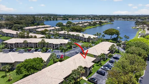 $225,000 | 5561 Lakeside Drive, Unit 107, Margate, FL 33063