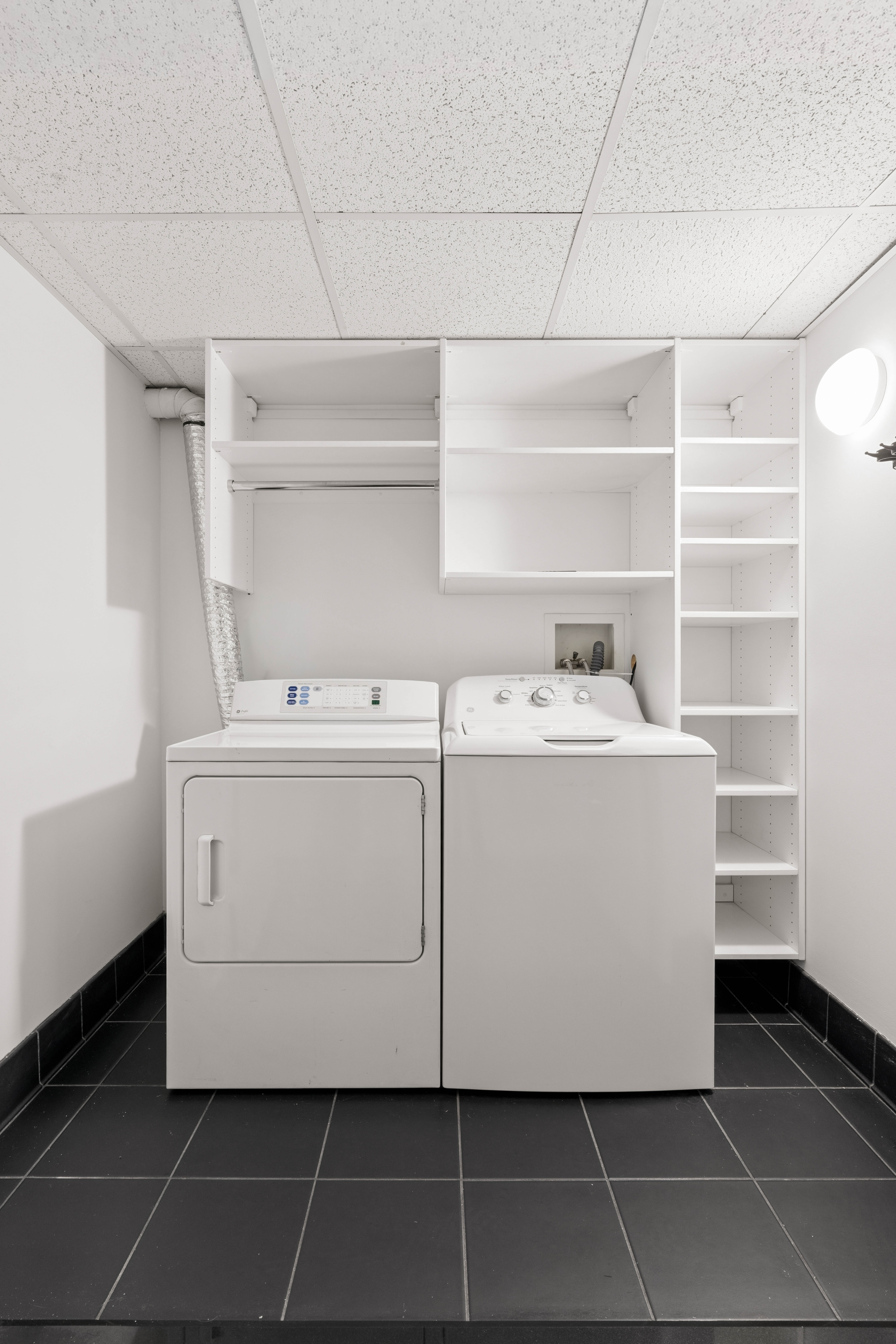 505 Greenwich Street, Unit 10E Manhattan, NY 10013 - Photo 16 of 17