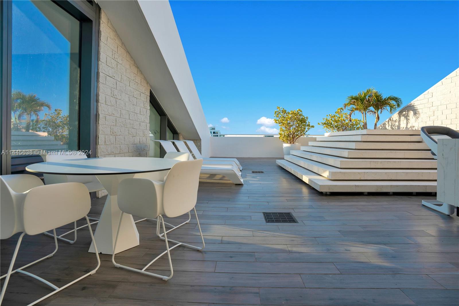 88 Southwest 7th Street, Unit PH4303 Miami, FL 33130 - Photo 75 of 97
