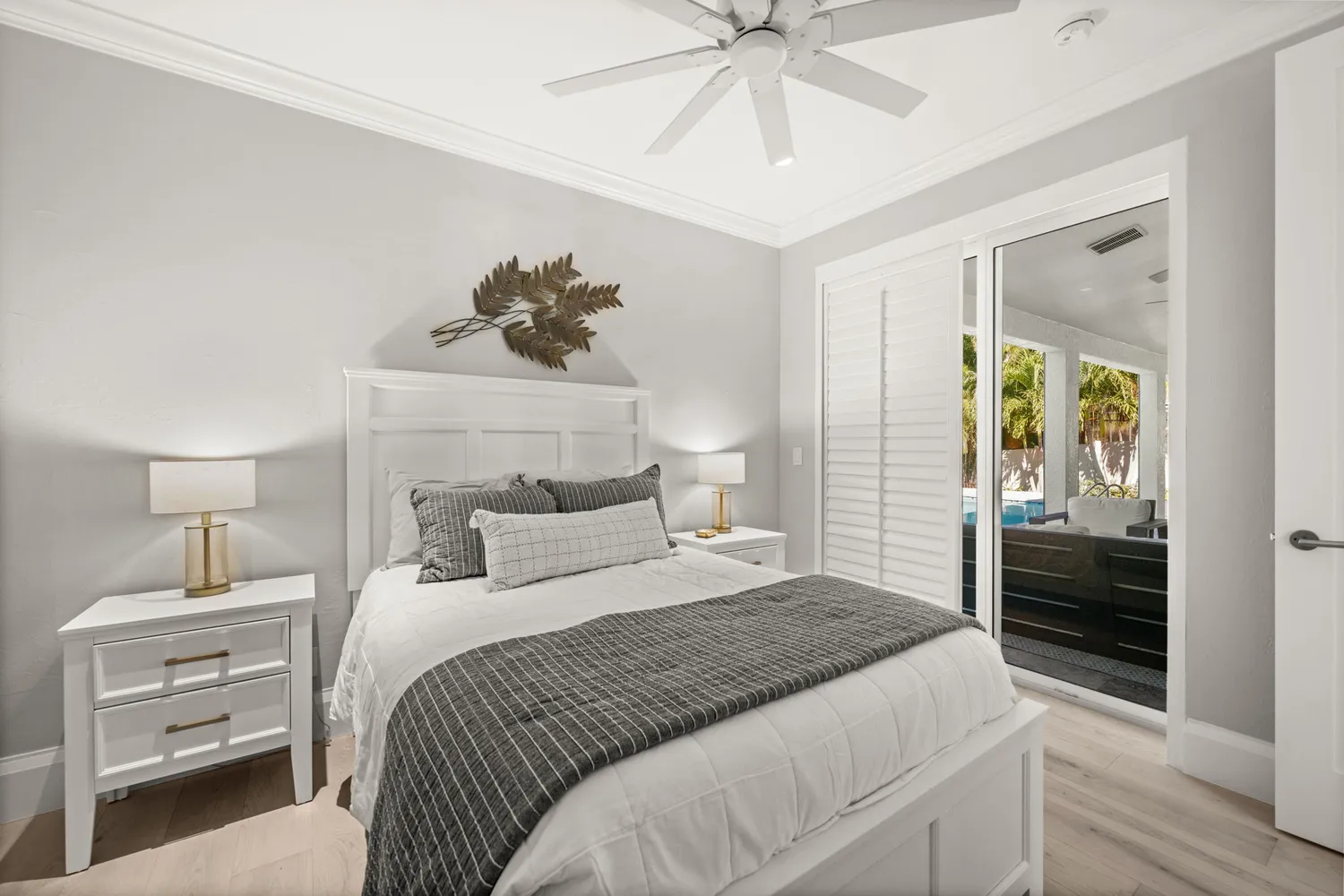 $2,500,000 | 1963 Bethany Place, Naples, FL 34109