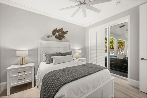 $2,500,000 | 1963 Bethany Place, Naples, FL 34109