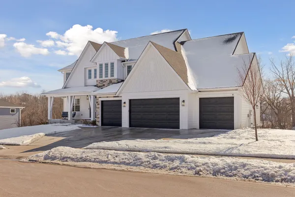 $1,850,000 | 16865 46th Avenue North, Plymouth, MN 55446