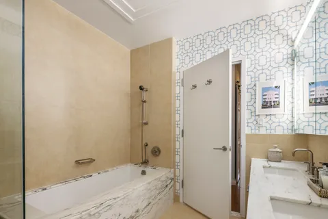 $2,795,000 | 9 College Place, Unit 3A | Brooklyn Heights