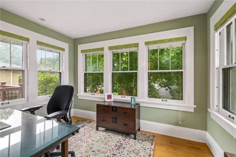 $950,000 | 4711 Dupont Avenue South, Minneapolis, MN 55419