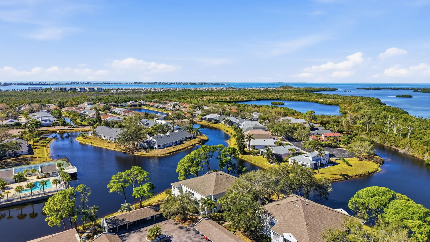 $297,500 | 304 108th Street West, Unit 110, Bradenton, FL 34209