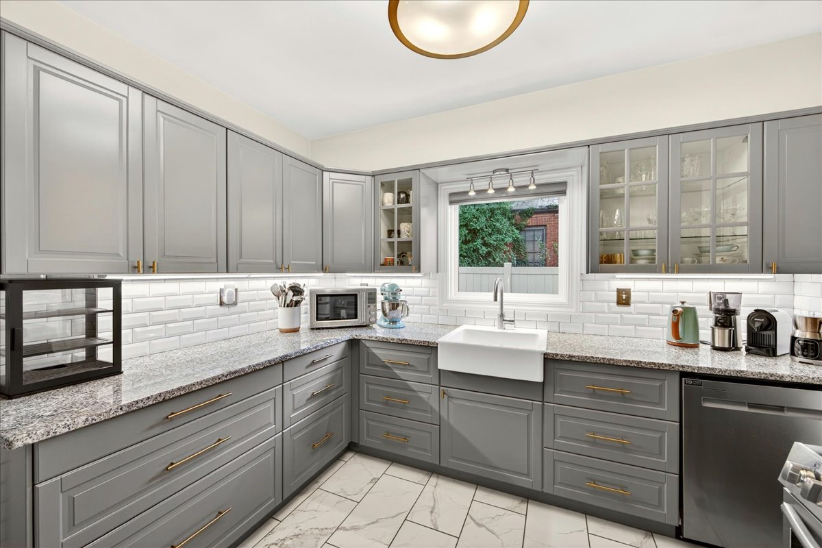 2225 Ashley Road Charlotte, NC 28208 - Photo 16 of 42