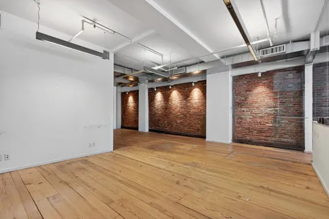 $1,880,000 | 195 Bowery | Lower East Side