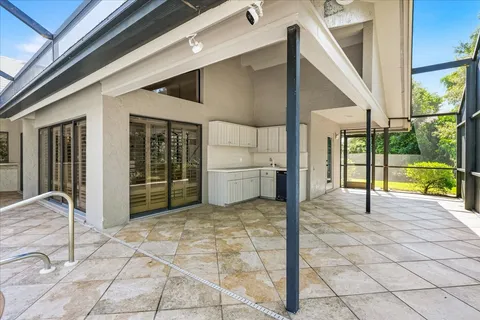 $1,850,000 | 4656 Pond Apple Drive North, Naples, FL 34119