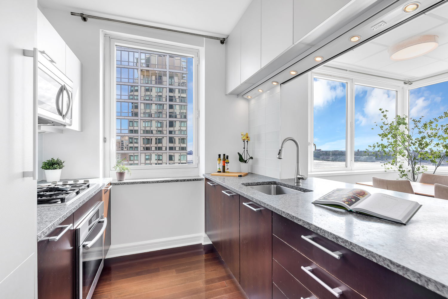 100 Riverside Boulevard, Unit 24D Manhattan, NY 10069 - Photo 3 of 21