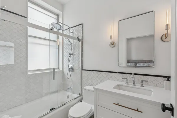 $3,750,000 | 207 South 24th Street, Philadelphia, PA 19103