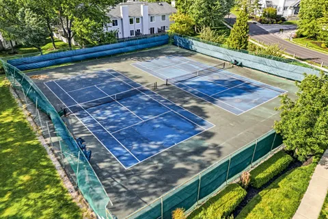 Contact Agent | Chanticleer, Cherry Hill, NJ 08003