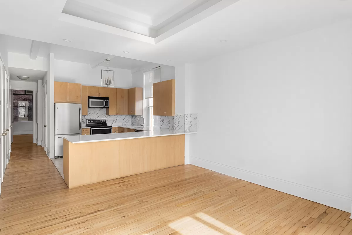 145 Spring Street, Unit 6 Manhattan, NY 10012 - Photo 4 of 9