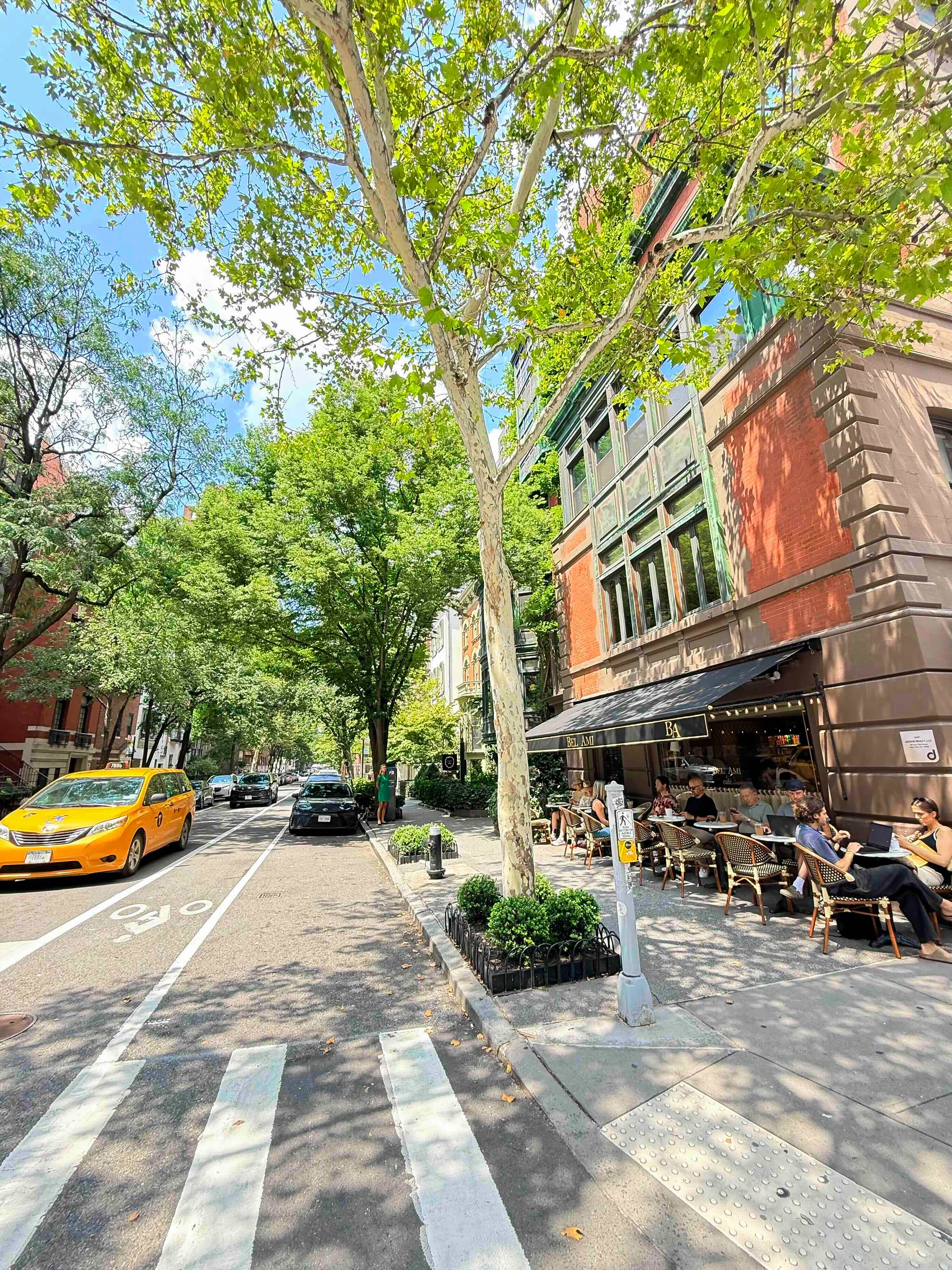 188 East 70th Street, Unit 19AB Manhattan, NY 10021 - Photo 21 of 22 Gallery Image 21