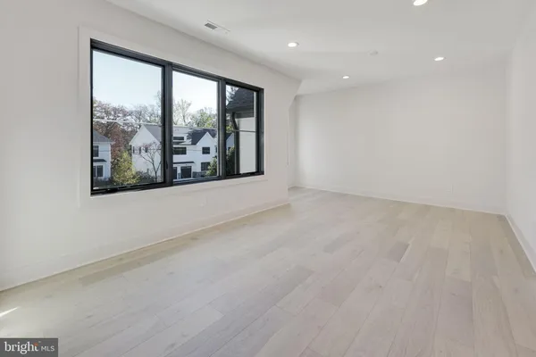 Contact Agent | 1608 Wrightson Drive, McLean, VA 22101