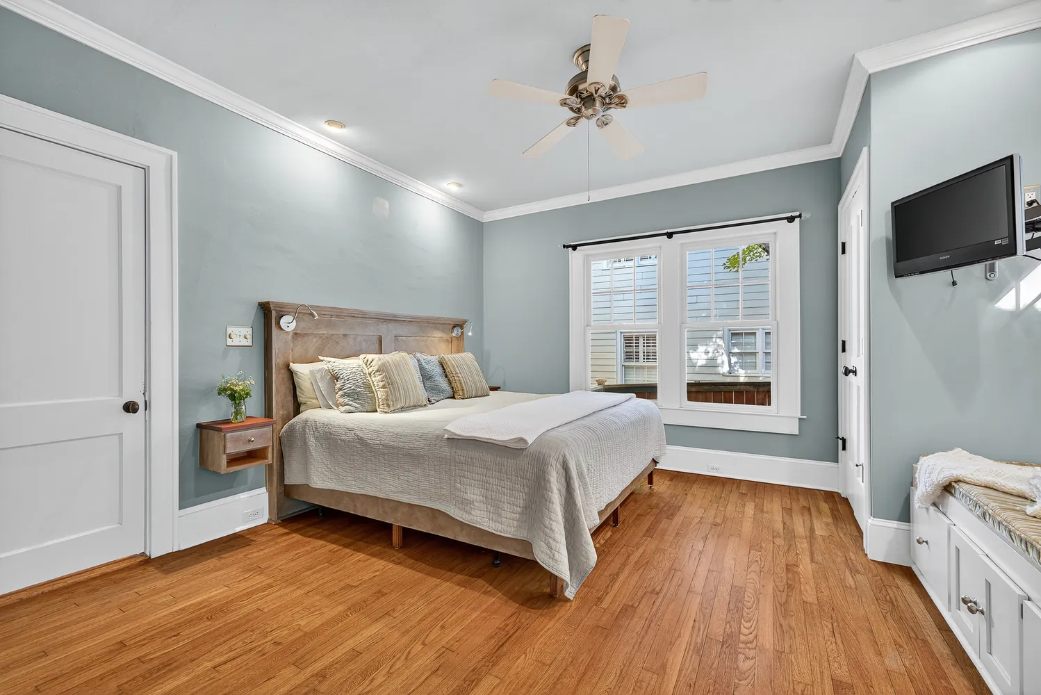 $735,000 | 3299 West Shadowlawn Avenue Northeast, Atlanta, GA 30305