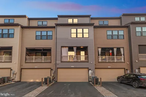 $824,999 | 22311 Tees Terrace, Ashburn, VA 20148
