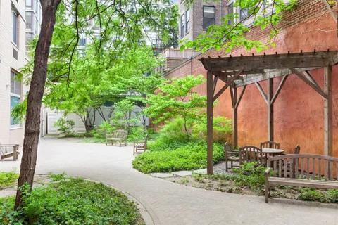 $1,080,000 | 520 West 23rd Street, Unit 8A | Chelsea