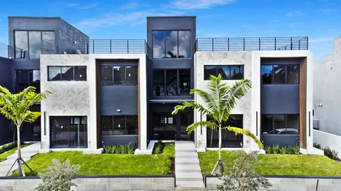 $2,100,000 | 849 Southwest 14th Court, Fort Lauderdale, FL 33315