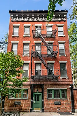 13 Downing Street, Unit 8 Manhattan, NY 10014 - Photo 9 of 10 front view of a building
