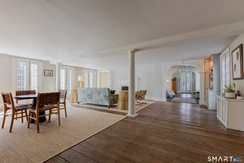 $2,195,000 | 89 Chestnut Hill Road, Wilton, CT 06897