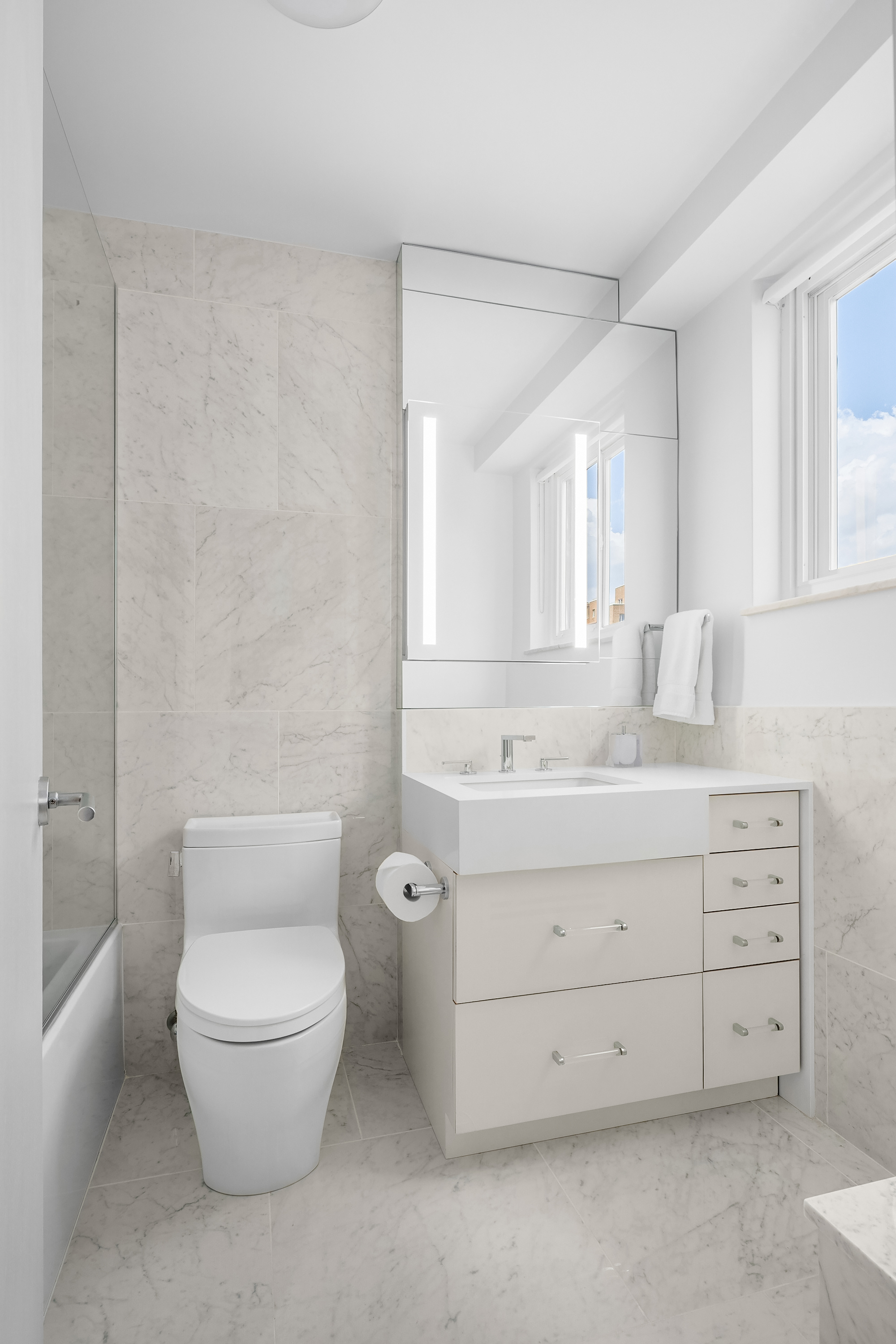 733 Park Avenue, Unit 14 Manhattan, NY 10021 - Photo 11 of 15