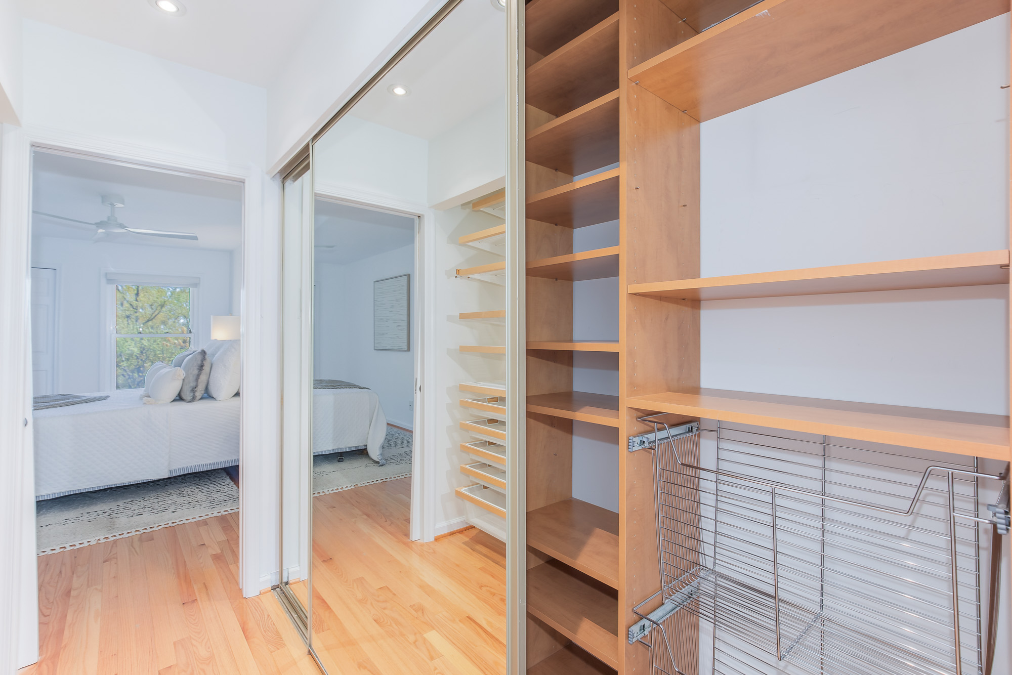 2103 North Rolfe Street, Unit B Arlington, VA 22209 - Photo 48 of 63