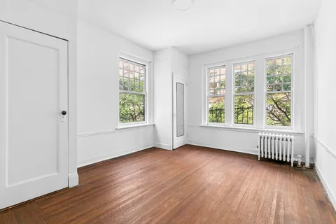 $899,000 | 370 Central Park West, Unit 413 | Upper West Side