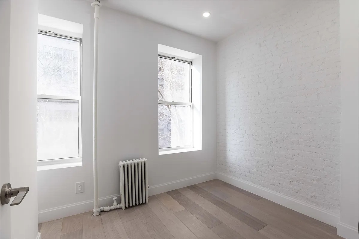 357 West 22nd Street, Unit 4 Manhattan, NY 10011 - Photo 8 of 12