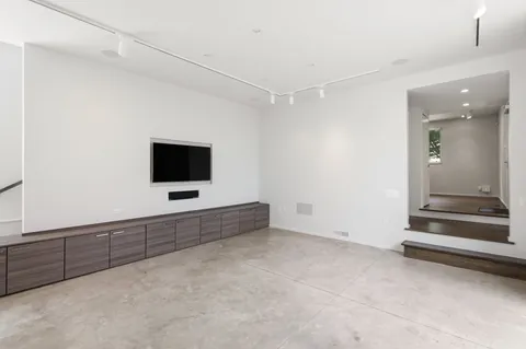 Contact Agent | 5515 Center Street, Chevy Chase, MD 20815