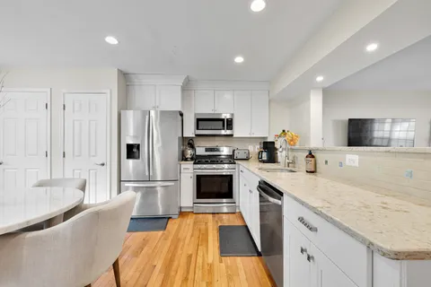 $545,000 | 1545 North Van Dorn Street, Unit A, Alexandria, VA 22304