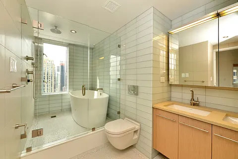 $7,900 | 400 East 54th Street, Unit 27A | Sutton Place