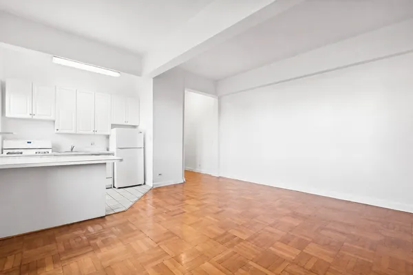 $2,295 | 159-00 Riverside Drive West, Unit 1K70 | Washington Heights