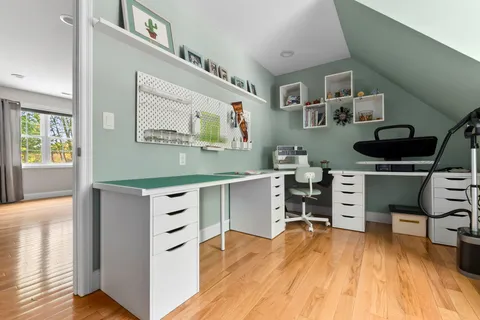 Contact Agent | 5 Jamaica Lane, Haverhill, MA 01830
