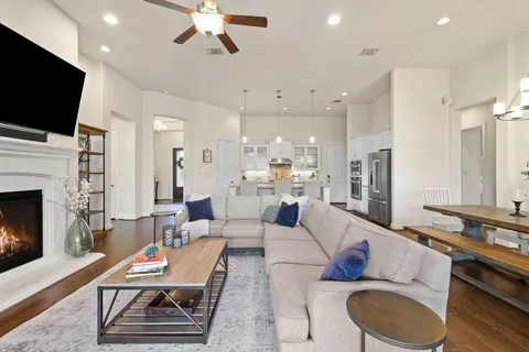 $1,250,000 | 207 San Siro Cove, Austin, TX 78738