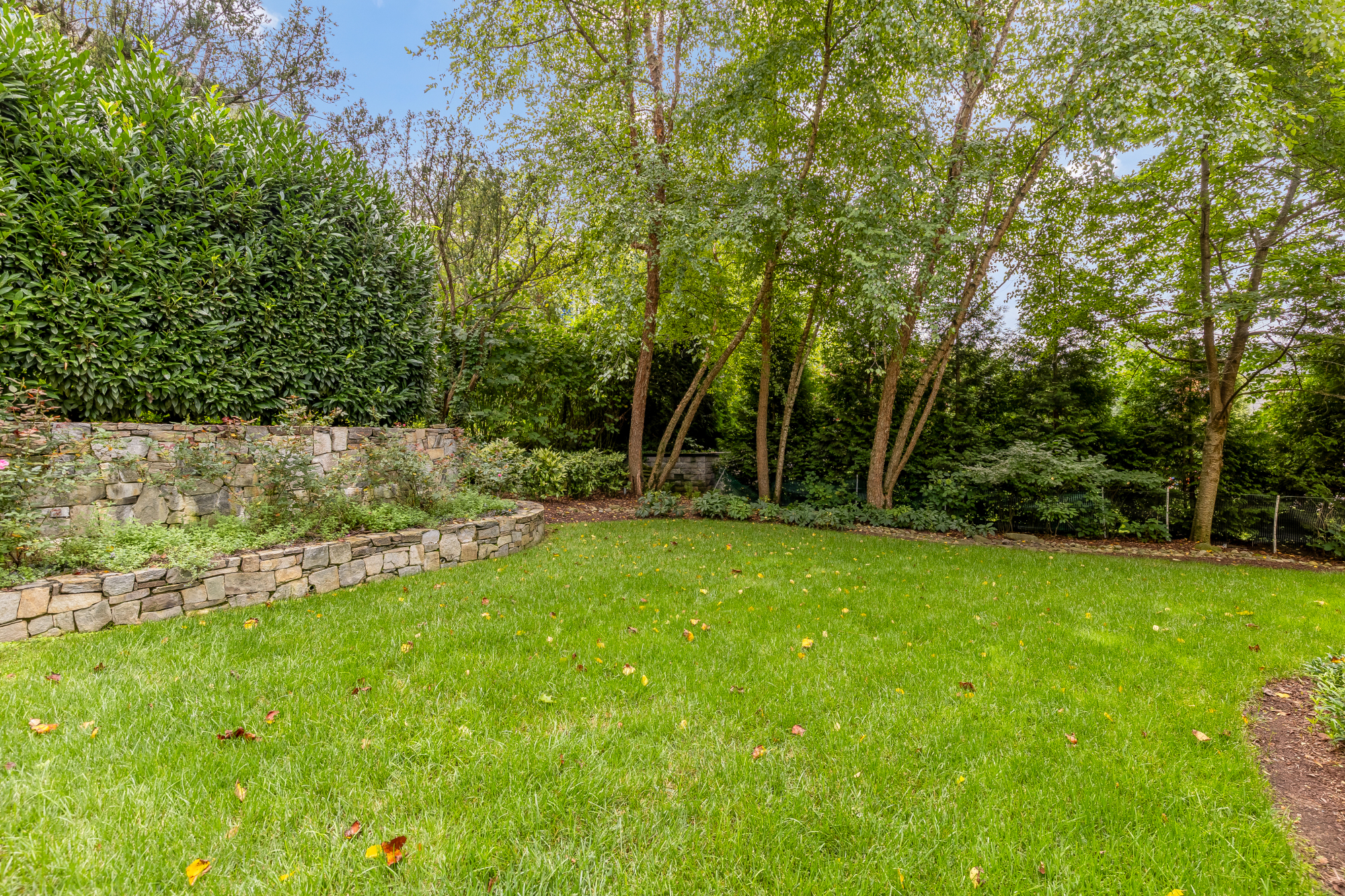 6316 Walhonding Road Bethesda, MD 20816 - Photo 27 of 67 Gallery Image 27