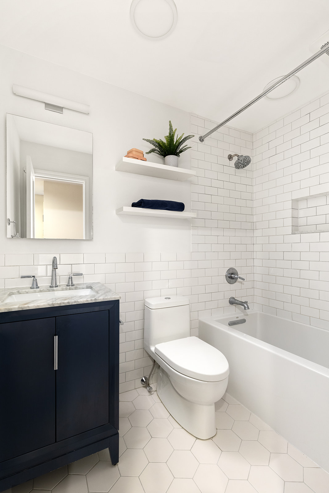 426 13th Street, Unit 2E Brooklyn, NY 11215 - Photo 7 of 11