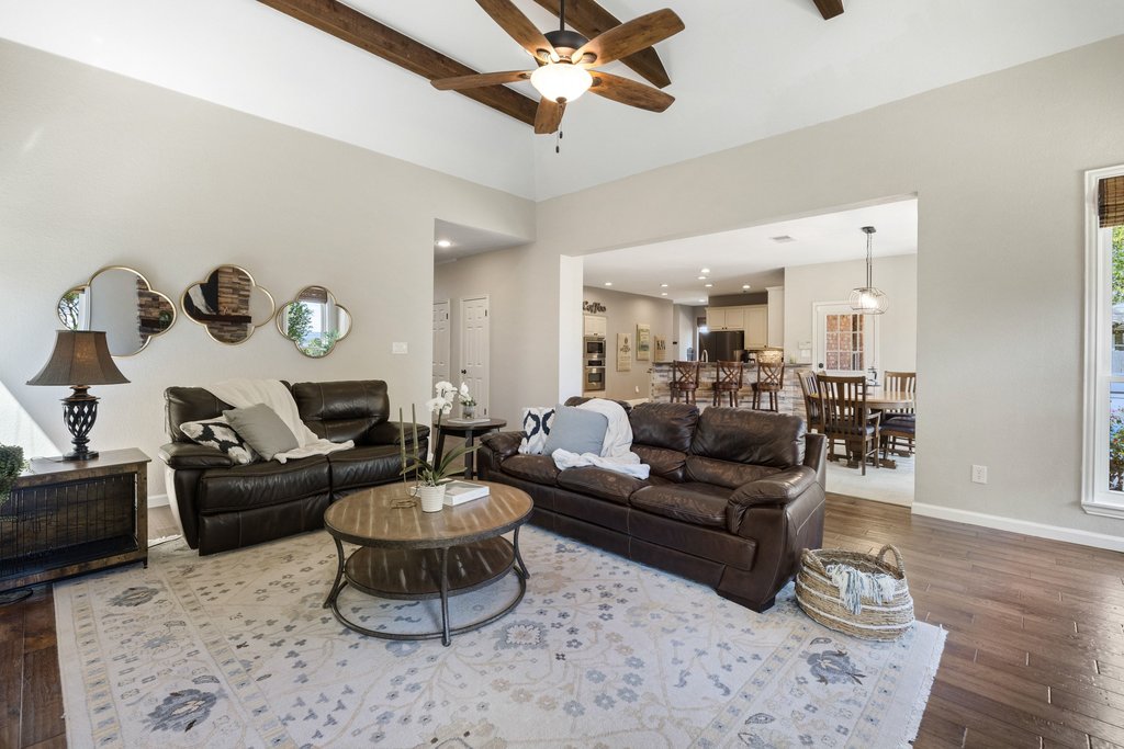 12424 Fairfax Ridge Place Austin, TX 78738 - Photo 10 of 40