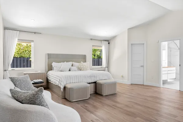 $2,925,000 | 9201 Southwest 102nd Street, Miami, FL 33176