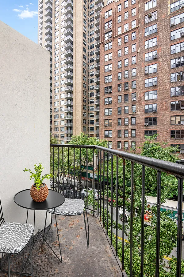 $650,000 | 435 East 86th Street, Unit 4E | Upper East Side